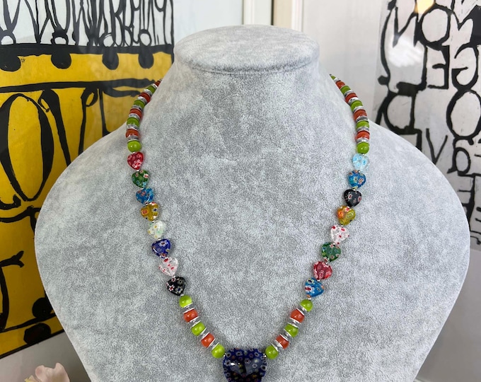 Ladies pearl necklace cat's eye green, pearls Ø8mm, 57 cm long, necklace, blue, heart pendant, glass hearts, stainless steel snap clasp,