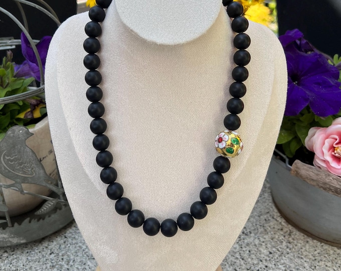 Black Onyx Ladies Pearl Necklace Statement Matt, Gold Rose Pearl, Necklace, Pelen Ø12 Lobster Clasp