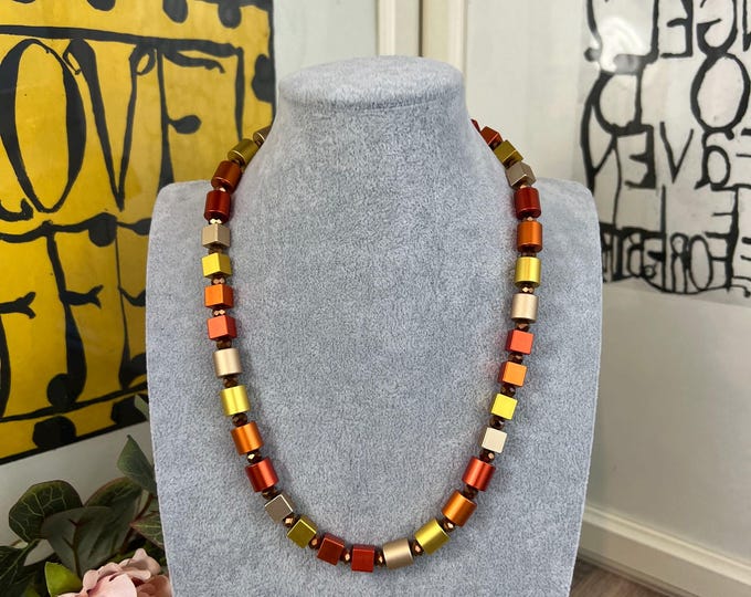 Gold rose gold women's necklace with anodized aluminum cylinders, length 43 to 51 cm, Ø10 mm, stainless steel clasp, beads, men's