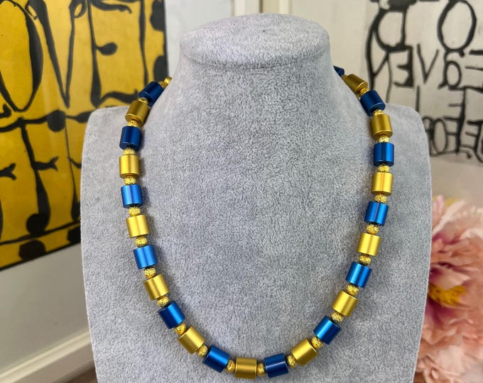 Blue and gold women's necklace, anodized aluminum rollers, length 43 to 51 cm, Ø10 mm, multicolor, stainless steel clasp, beads, men's