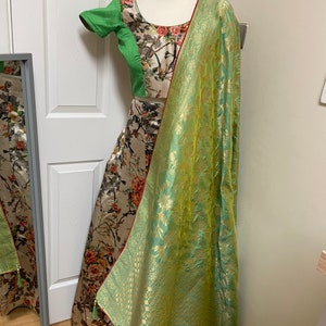 Traje Lengha listo para despachar en uk/493
