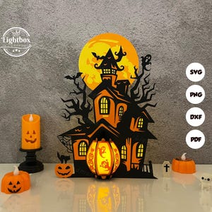 Lanterne maison hantée SVG - lanterne d'Halloween découpée - lanterne en papier insecte bricolage - modèle de découpe de papier - modèle de lanterne d'Halloween