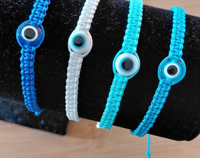 Evil Eye Macrame bracelet. Protection, repel negative energy.