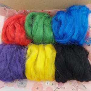 Tussah Silk, art fibre kit, Tussah silk taster box, tussah silk mini bag, mini batts, sampler pack, UK Wool Shop