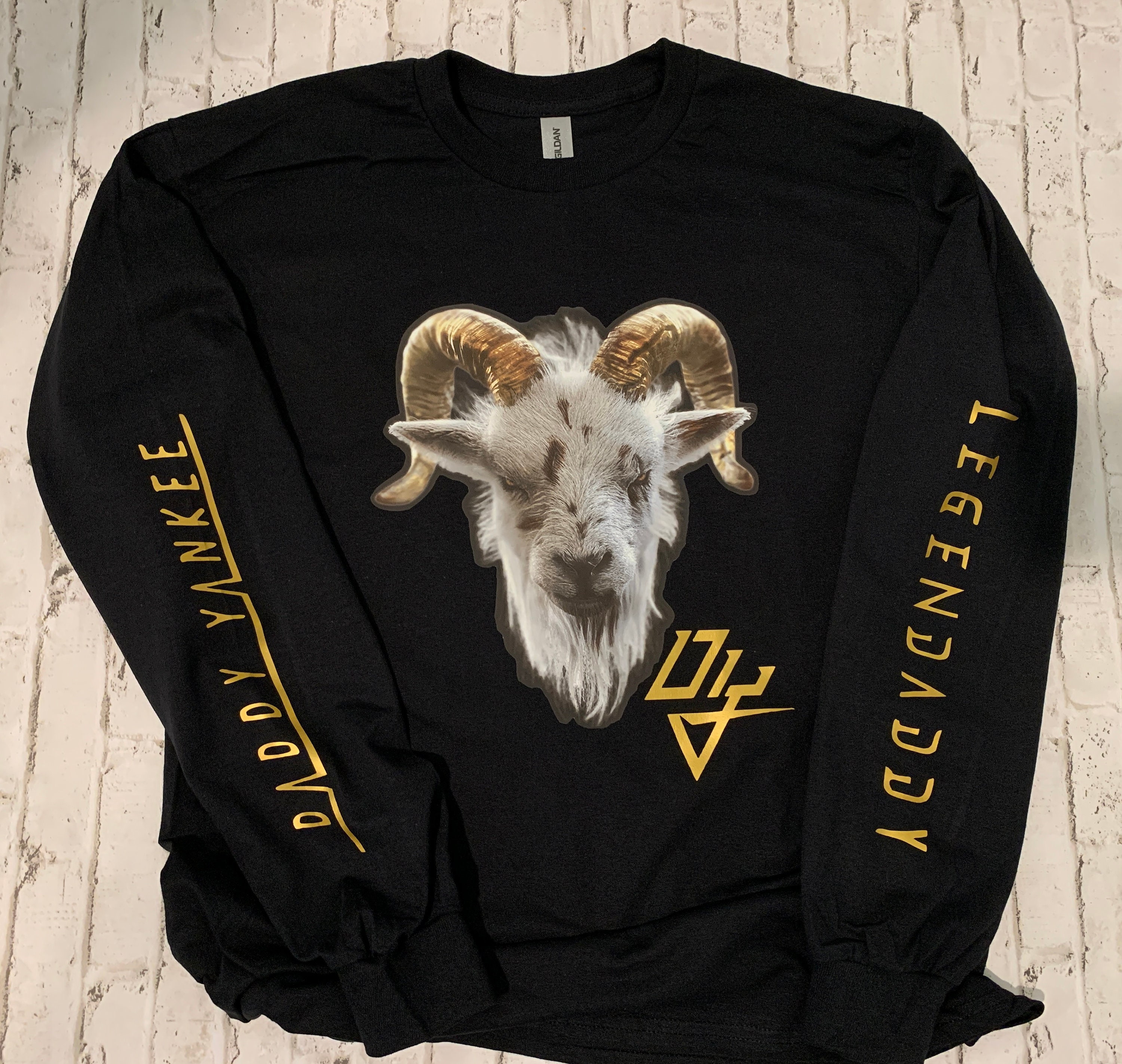 Daddy Yankee Shirt / Dy / Legendaddy/ Goat / Reggaeton / Graphics