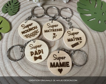 Porte clé bois - Cadeau nounou, maîtresse, maître, papi, mamie