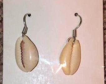 Puka Shell Dingla Örhängen