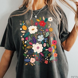 Comfort Colors® Wild Flowers Shirt, Vintage Flower Lover Shirt, Botanical Lovers Shirt, Cute Wildflower Shirt, Wild Flower Shirt, Flower Tee