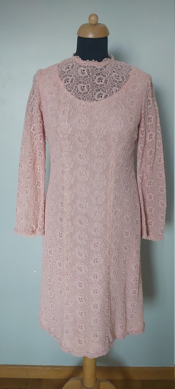 Stunning dusty pink lace dress