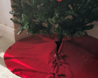 Red fur Christmas tree skirt, scarlet plush Xmas decorations for tree, Santa Claus fluffy skirt,