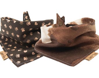 Bandana pour chien - vache marron % empreintes de pattes - réversible - cravate et bouton pression - foulard pour chien - écharpe pour chien - maman chien - cadeau chiot
