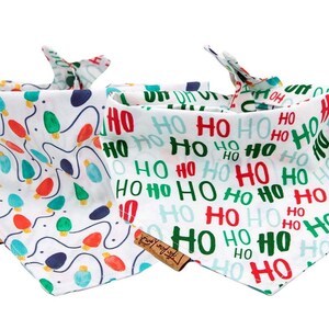 ❤︎クリスマスバンダナ❤︎ リバーシブルクリスマス犬用バンダナ：ハッピートナカイ、タイ