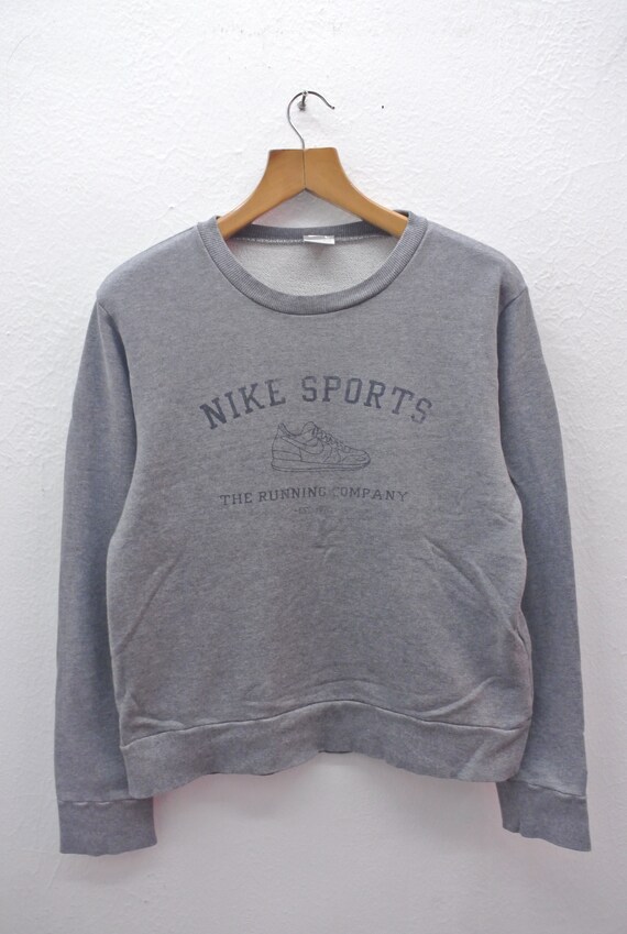 nike running jumper