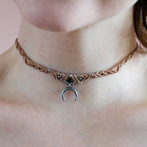 Boho choker with moon in silver Macrame Marea Necklace image 1