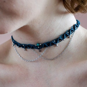 Macrame choker with gemstone and stainless steel chains • Lanturi