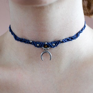 Boho choker with moon in silver Macrame Marea Necklace image 2