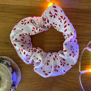 Candy Cane Christmas scrunchie