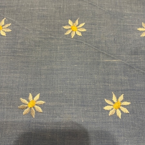 1/2 Yd Vintage Allover Embroidered Daisy Flowers Print Cotton Fabric