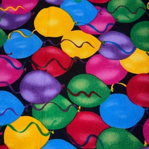 1/2 yd Vintage All Over Rainbow Balloons by Fit to Print Cotton Fabric