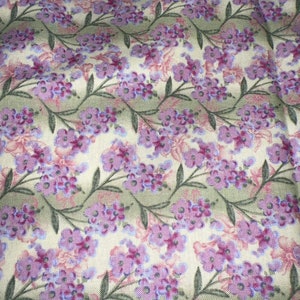 1/2 yd &quot;Time won&#39;t wait&quot; Stampa a righe floreali di Henry Glass & Co Cotton Fabric