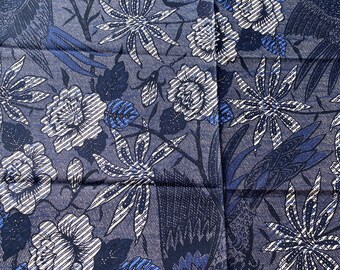 1/2 yd Vintage All over Blue & White Flowers di Cranston Print Works Cotton Fabric