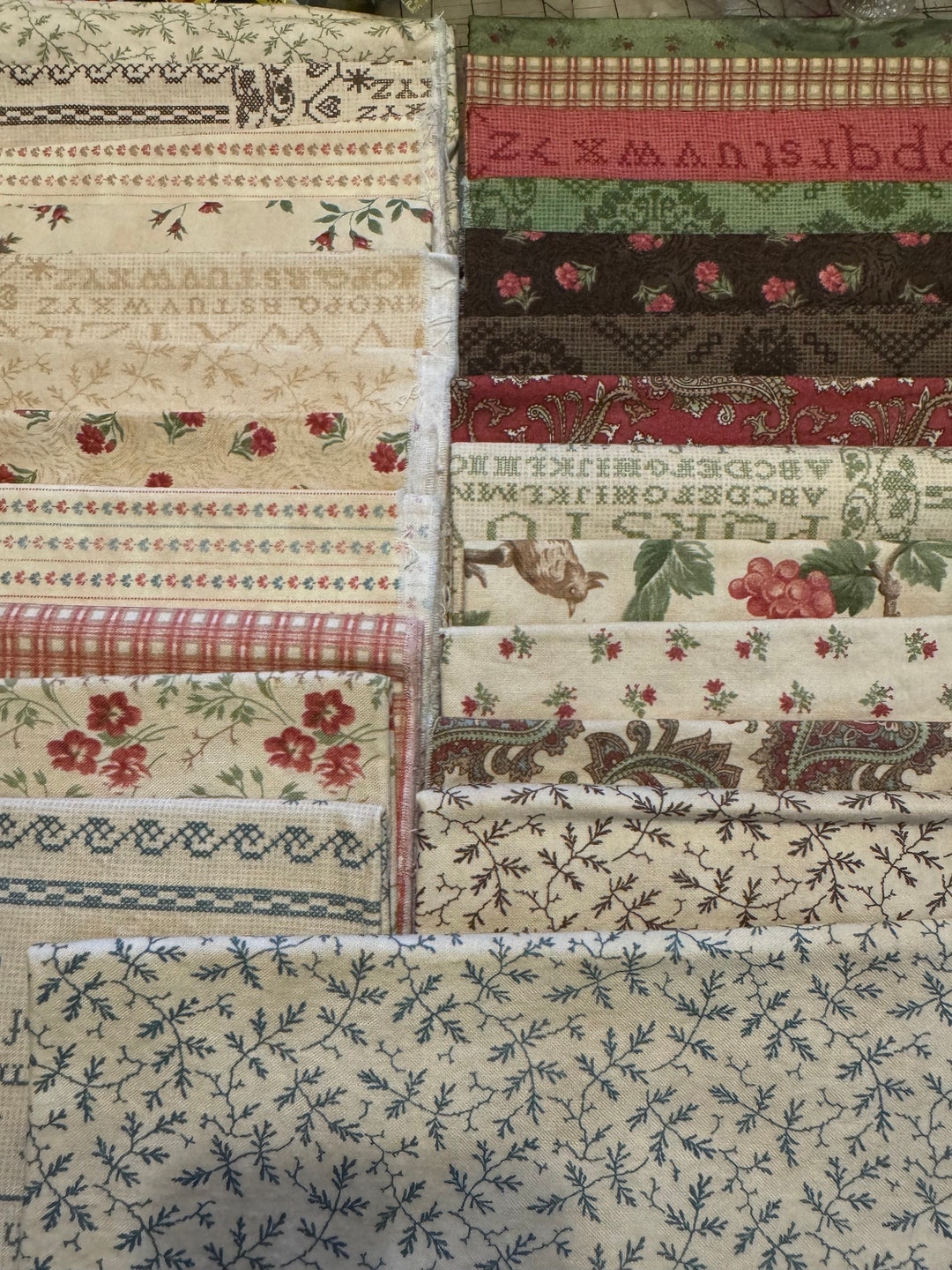 Madeira 22 Fat Quarter Bundle Reproduction Print Cotton Fabric by