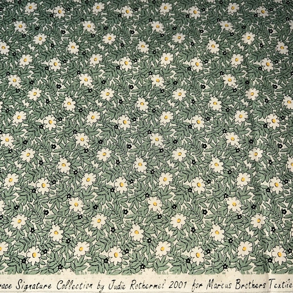 Fat Quarter Aunt Grace 30’s Reproduction Print by Judie Rothermel for Marcus Brothers Cotton Fabric