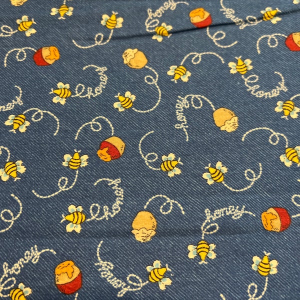 1/2 Yd Vintage Honey Bee  Print  by Faye Burgos Cotton Fabric for Marcus Brothers