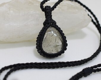 TOURMALINATED QUARTZ macrame necklace boho / gift for her / stone pendant / stone necklaces / boho jewelry / gift for him