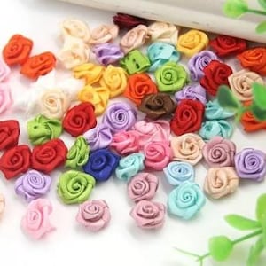 100Pcs Mini Handmade Satin Rose Ribbon Rosettes – Fabric Flower Appliques for Wedding Decorations, Crafts, Sewing Accessories, etc