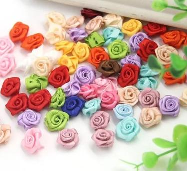 100 Mini Rose In Nastro Di Raso 15mm: Fiocchi Multicolore Per Fai Da Te, Cucito, Bomboniere E Decorazioni Matrimoniali
