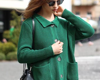 Grün-Polo-Strickjacke Frauen Button-Down-Baumwolljacke Weicher klassischer Pullover mit Taschen Handmade Slow Fashion Warme Frühlingskleidung