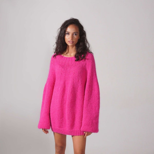 Mohair pink sweater, Fluffy oversized jumper, Bright mohair crew neck sweater