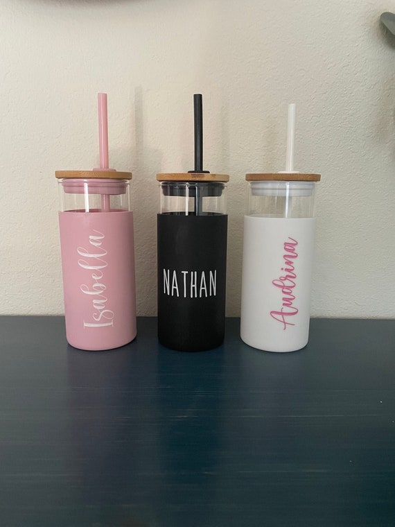 Vaso de vidrio personalizado con tapa de bambú y pajita: regalo