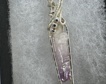 Silver Wire-Wrapped Veracruz Amethyst Pendant – Raw Mexican Crystal