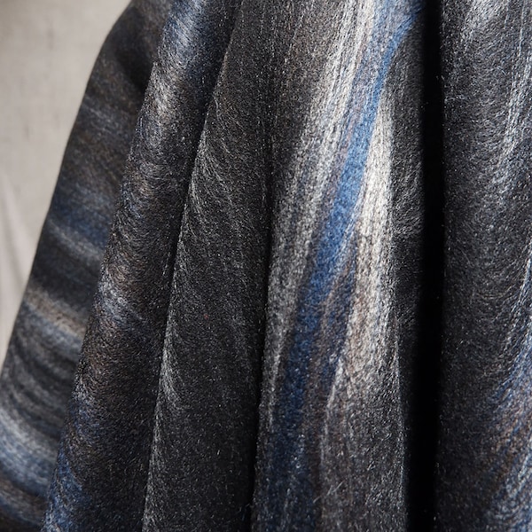 Tejido de diseñador de fieltro de lana, Material de abrigo de invierno, Tejido grueso azul negro, Tejido de alfombra de lana, Tejidos de manta, 63'' de ancho, cortado a medida, D66