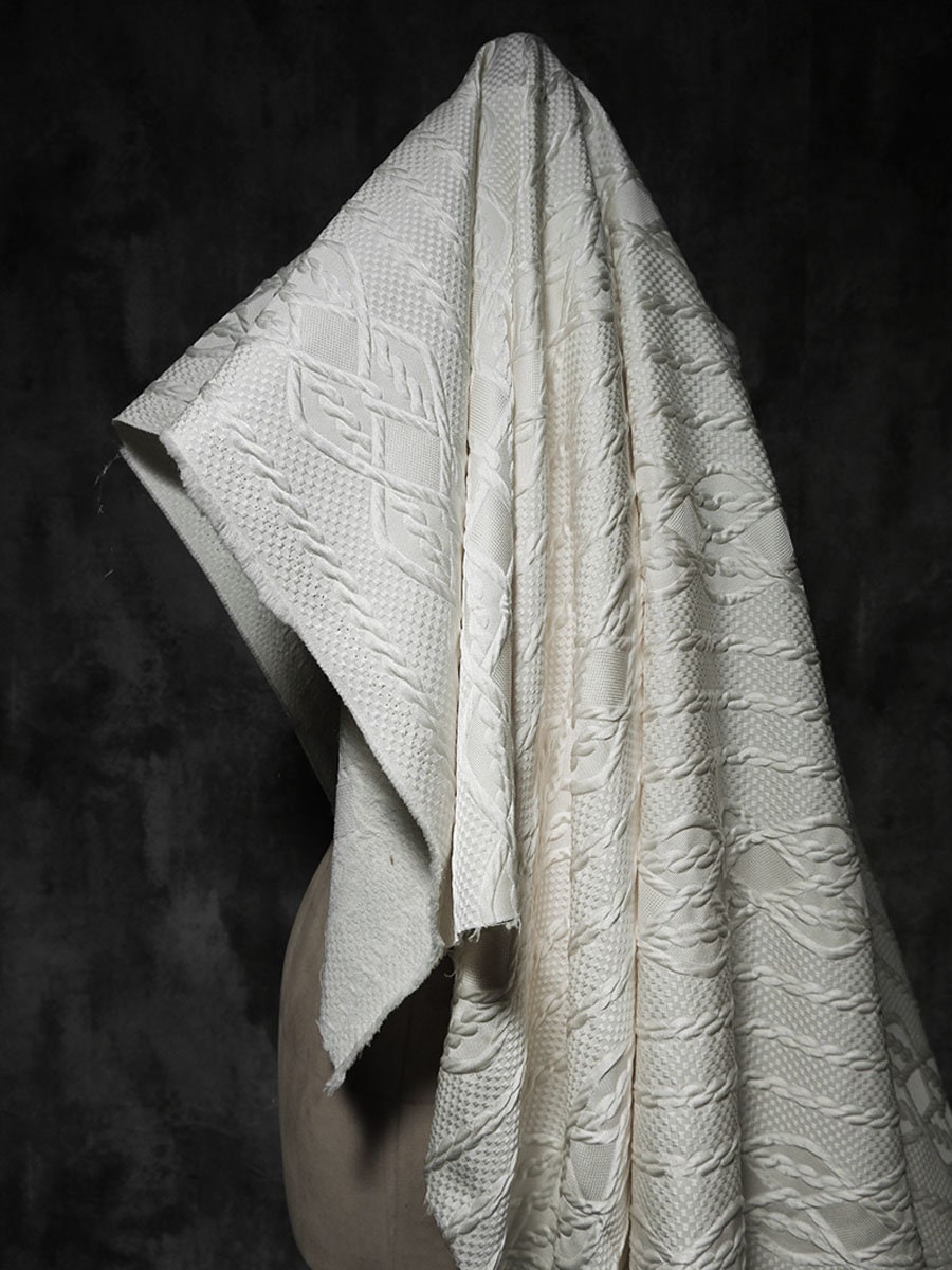 Jacquard Fabric- Solid Colored Fabric- 3d Twist Knitted