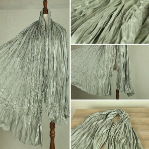 Tissu plissé vert clair- Tissu plissé- Tissu froissé- Tissu en soie- tissu design Pour robe- au mètre, D529