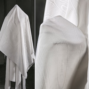 White Jacquard Fabric, Reflective Moire Fabric, Black Moire Fabric, 100% Polyester Fabric, Water Ripple Fabric, By The Meter/Yard, D220