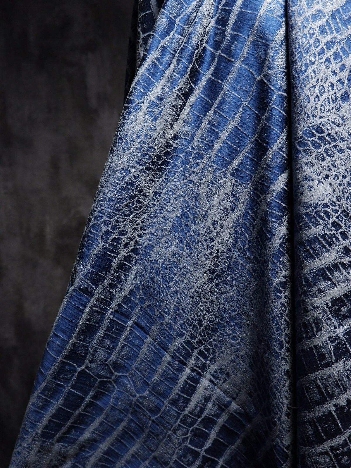 Crocodile Grain Fabric, Jacquard Fabrics, Imitation Denim Fabric
