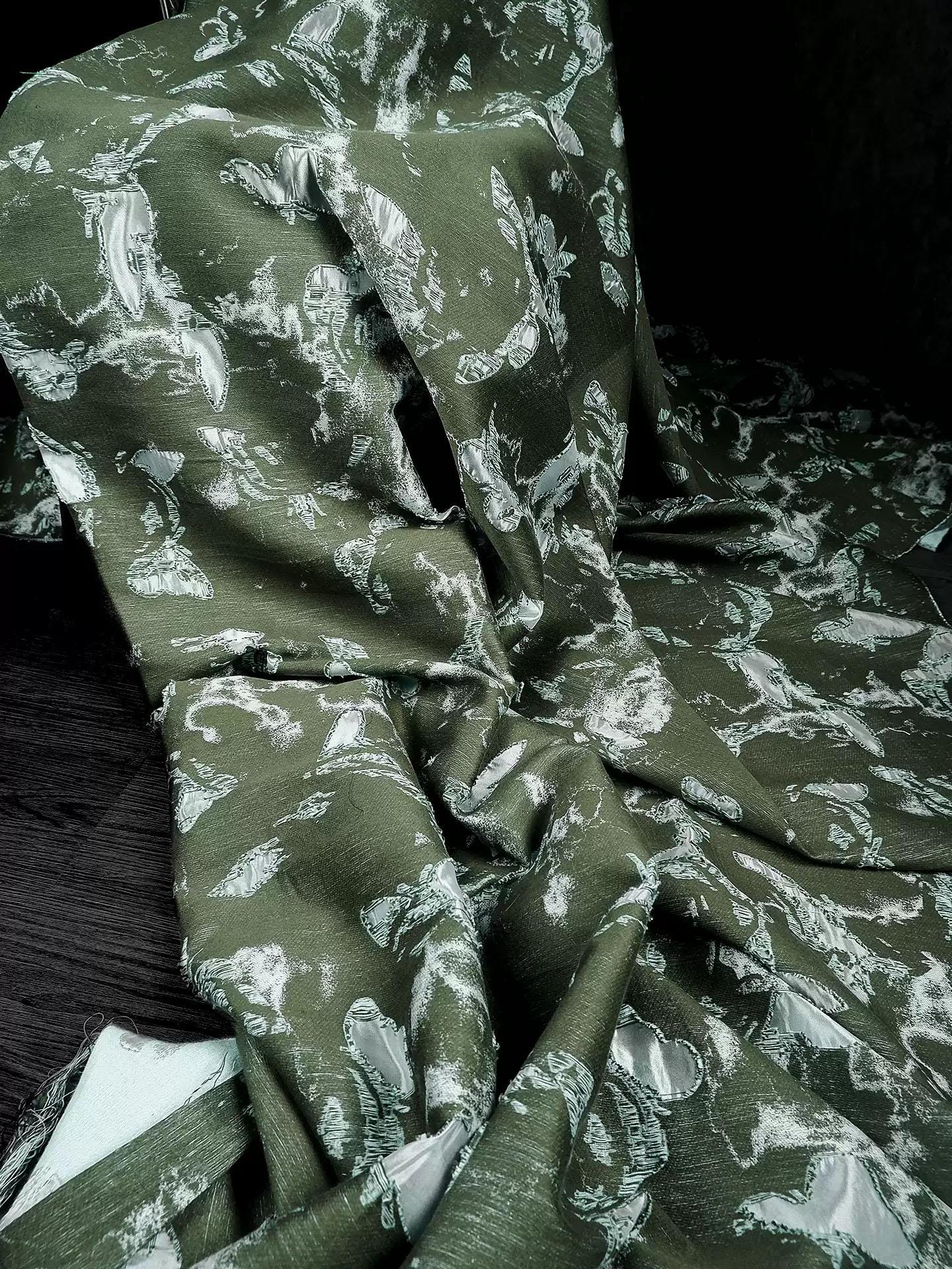 Green Cotton Blend Fabric, Niche Rag Fabric, Ripped Yarn Bottom ...