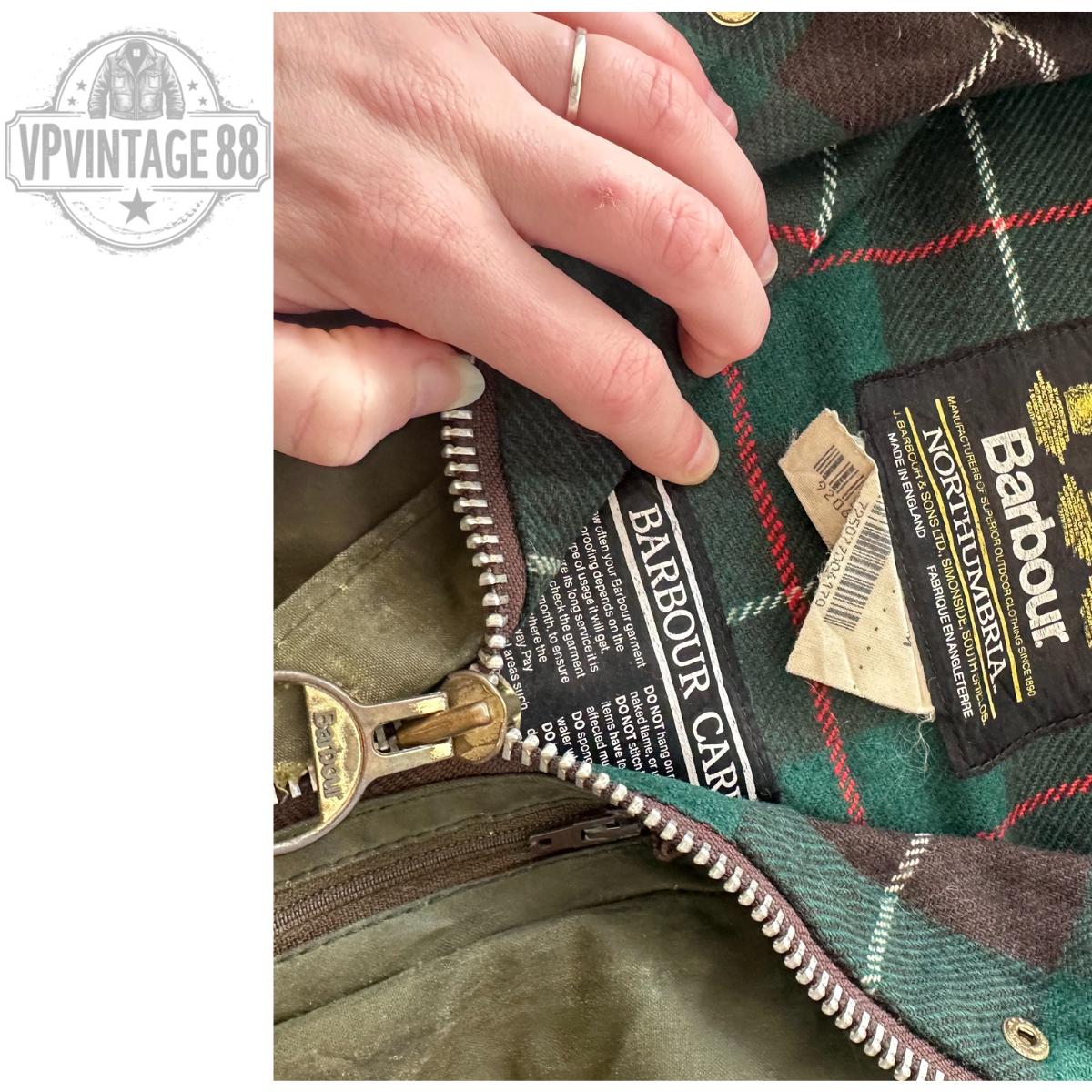 Vintage Barbour Northumbria A400 Waxed Jacket - Khaki Green