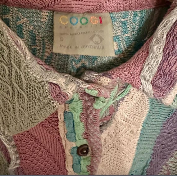 ヴィンテージ Coogi カーディガン – 90年代のカラフル3Dニット | アイ