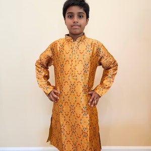 Boys Embroidered kurta With Patola Silk Jacket And Pyjama
