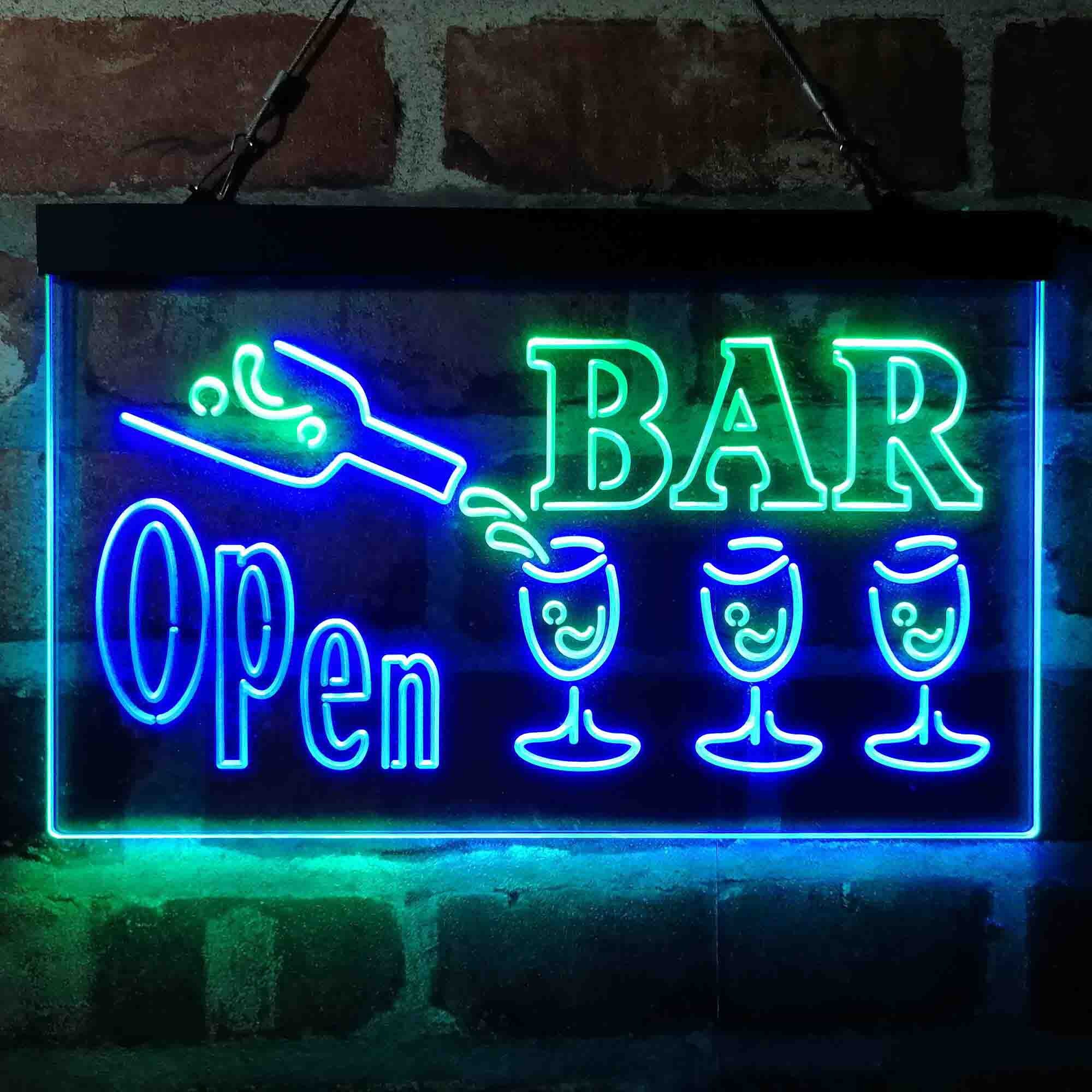 VIP Lounge Cocktails Glass Bar Wine Club Dual Color LED Neon Sign Green &  Blue 24 x 16 st6s64-m0103-gb : : Everything Else