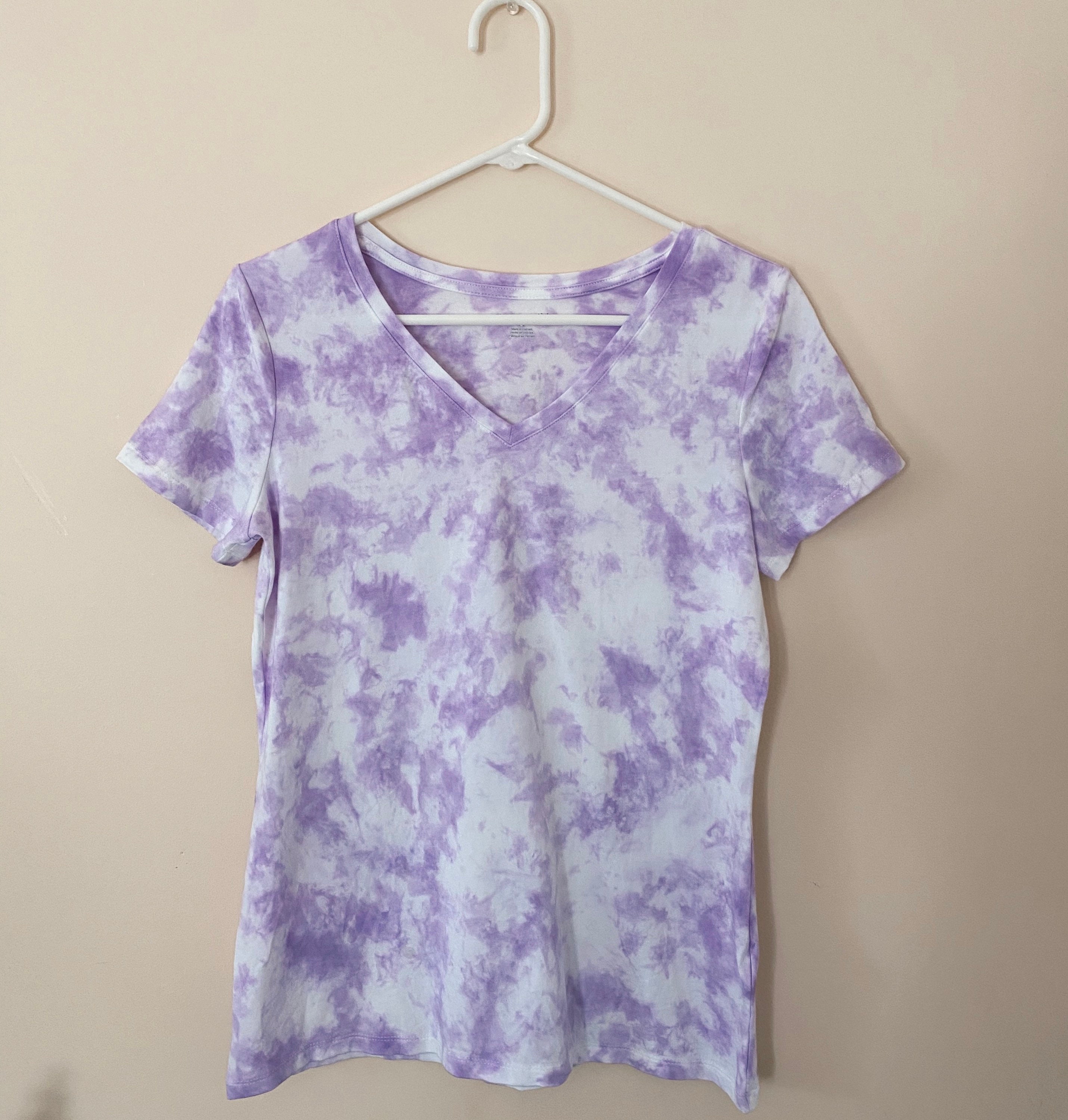 Lavender V-Neck TShirt | Etsy