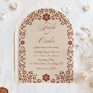 Faire-part arche de mariage beige Talavera, invitation RSVP mariage floral bohème mexicain, modèle d'invitation Papel Picado vintage rustique WED002
