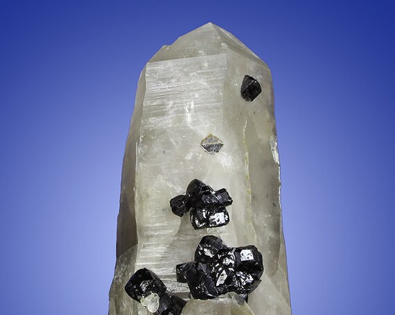 Quartz (doubly-terminated) with Cassiterite / Locality - Iul'tin Mine, Magagan Oblast, East Siberia, Far-Eastern Region, Russia
