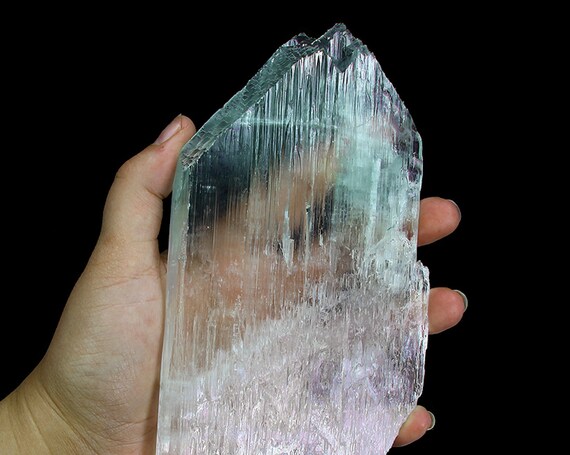 Spodumene /(var: “Kunzite”)(doubly-terminated,“floater” bi-color twinned crystal)/ Locality - Mawi pegmatite, Nuristan Province, Afghanistan