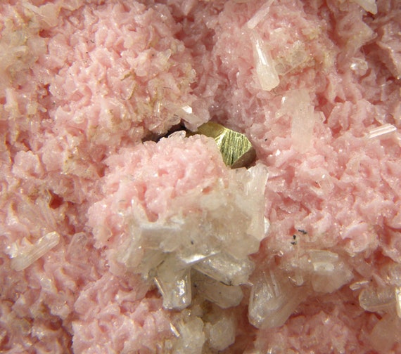 Rhodochrosite / with Stilbite(!) / & Chalcopyrite / Locality - Starnitsa deposit, Davidkovo ore field, Rhodope Mts, Smolyan Oblast, Bulgaria